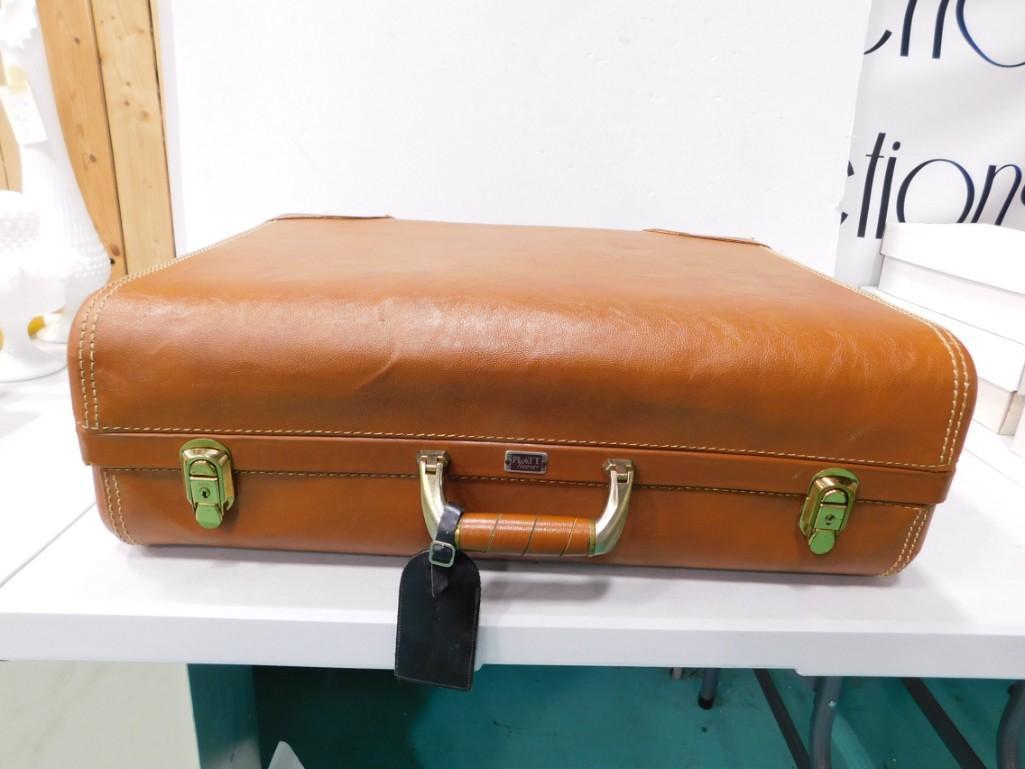 Vintage Guardsman Leather Suitcase with bag inside (1 of 13)