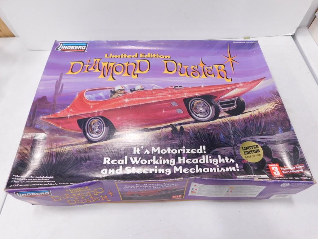 Lindberg Motorized Model Car Kit Diamond Duster (1 of 5)