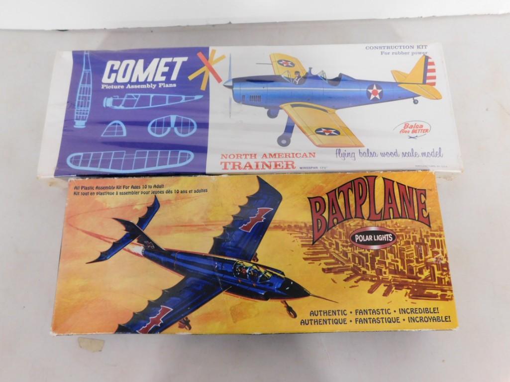 2 Model Airplane Kits incl Batplane by Polar Lights and Comet North American Trainer (1 of 8)