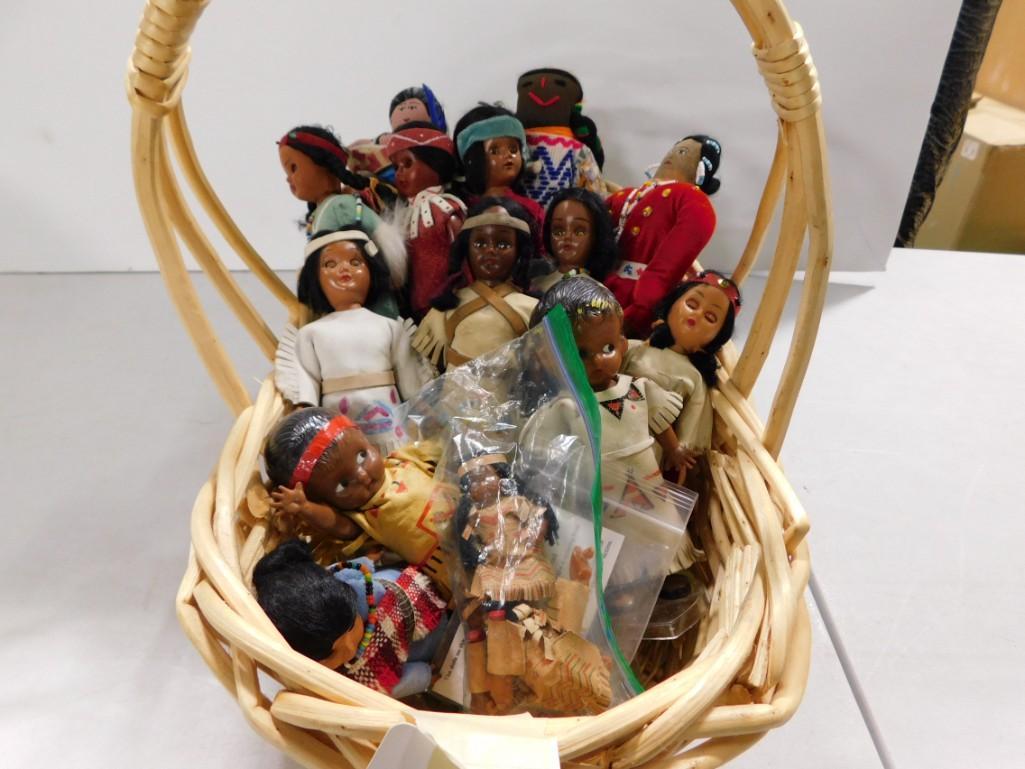 13 Vintage 1960s Native American Indian Hard Plastic & Cloth Dolls Lot incl Carlton, Knickerbocker (1 of 5)