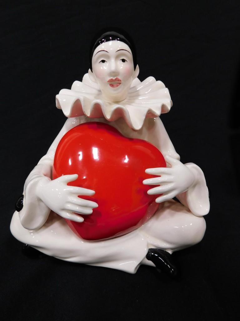 Taste Setter by Sigma Pierrot Music Box Figurine with Heart (1 of 5)