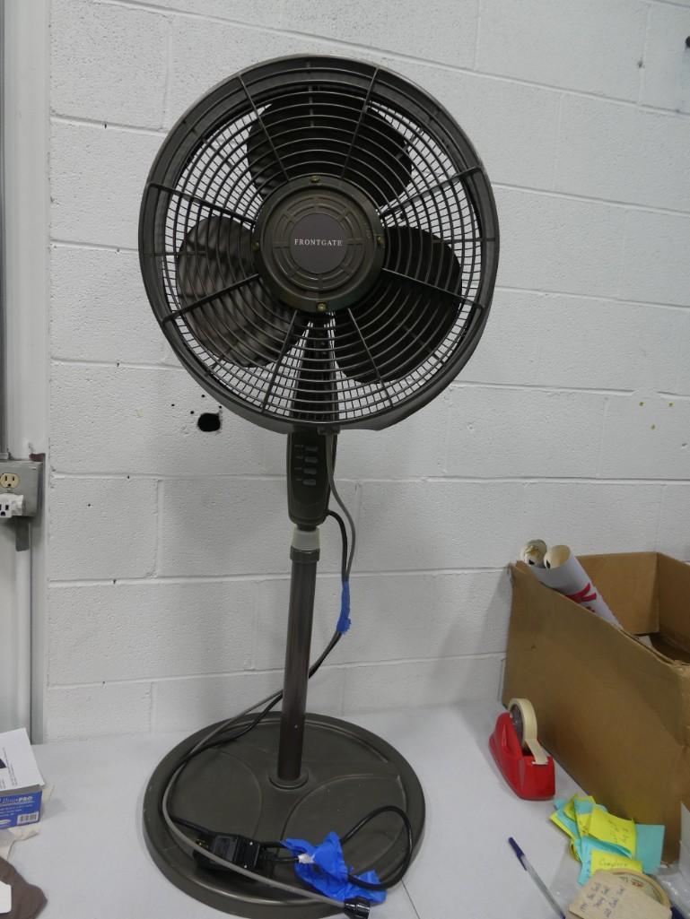 Frontgate Windchaser Model FG166B Fan with Water (1 of 6)