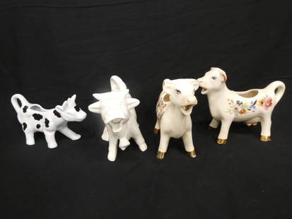 4 Ceramic Cow Creamers including Arthur Wood England: 4 Ceramic Cow Creamers including Arthur Wood England