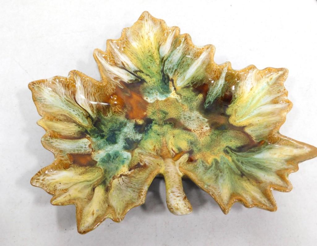 Van Briggle Glazed Ceramic Maple Leaf Dish (1 of 4)