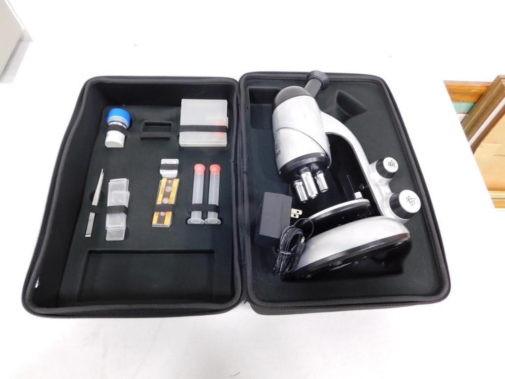 Edu Science Microscope in a Case (1 of 7)