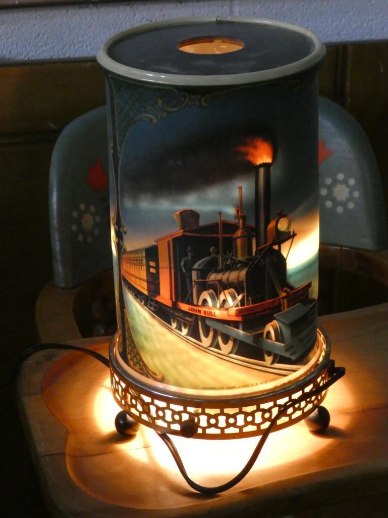 Vintage Train Lamp with motion (1 of 5)