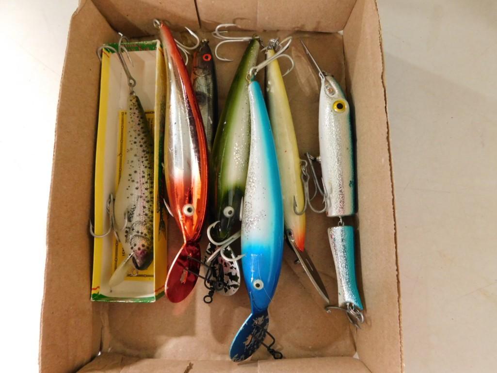 Lot of Large Fishing Lures (1 of 3)