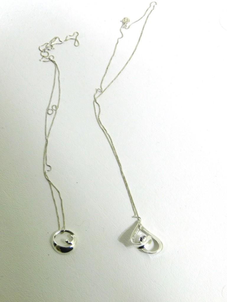 2 Sterling Silver Mother Daughter Necklaces incl Pendants and Box Chains (1 of 7)