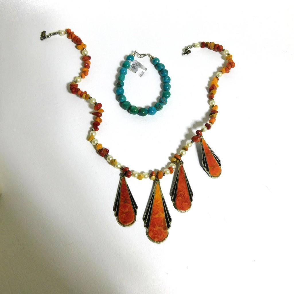 Costume Jewelry incl Turquoise Bracelet and an Art Deco Style Necklace: Costume Jewelry incl Turquoise Bracelet and an Art Deco Style Necklace