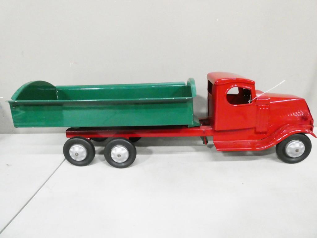 Vintage Pressed Steel Mack Dump Truck (1 of 7)