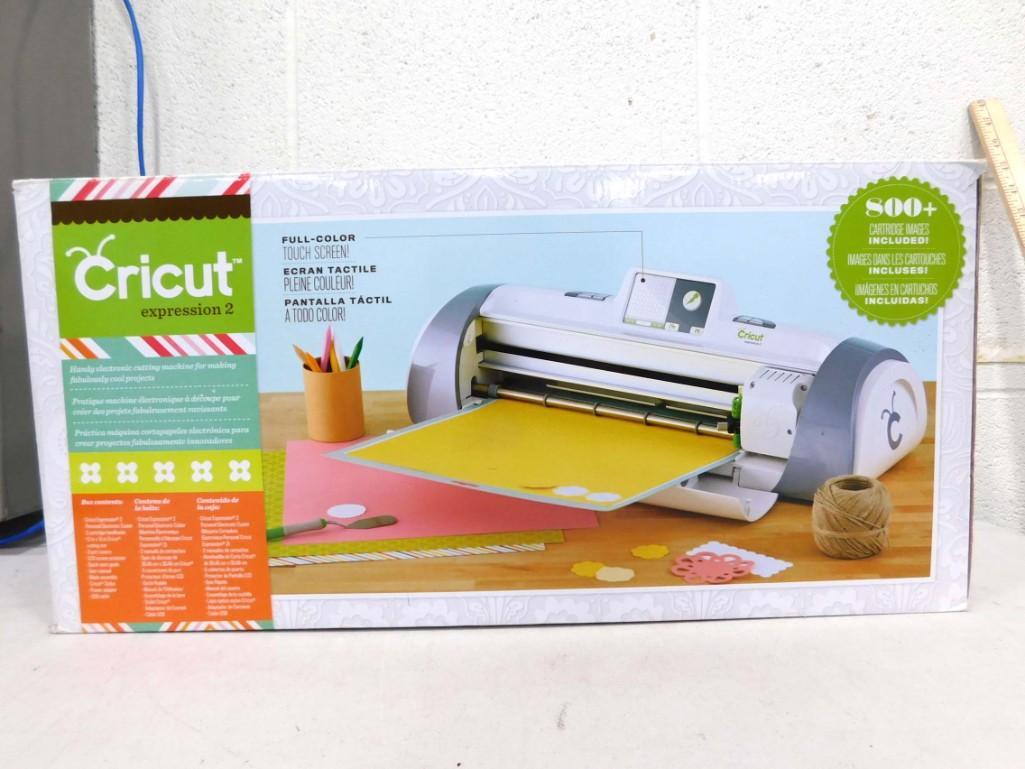 Cricut Expression 2 Electronic Cutting Machine with Touch Screen (1 of 8)