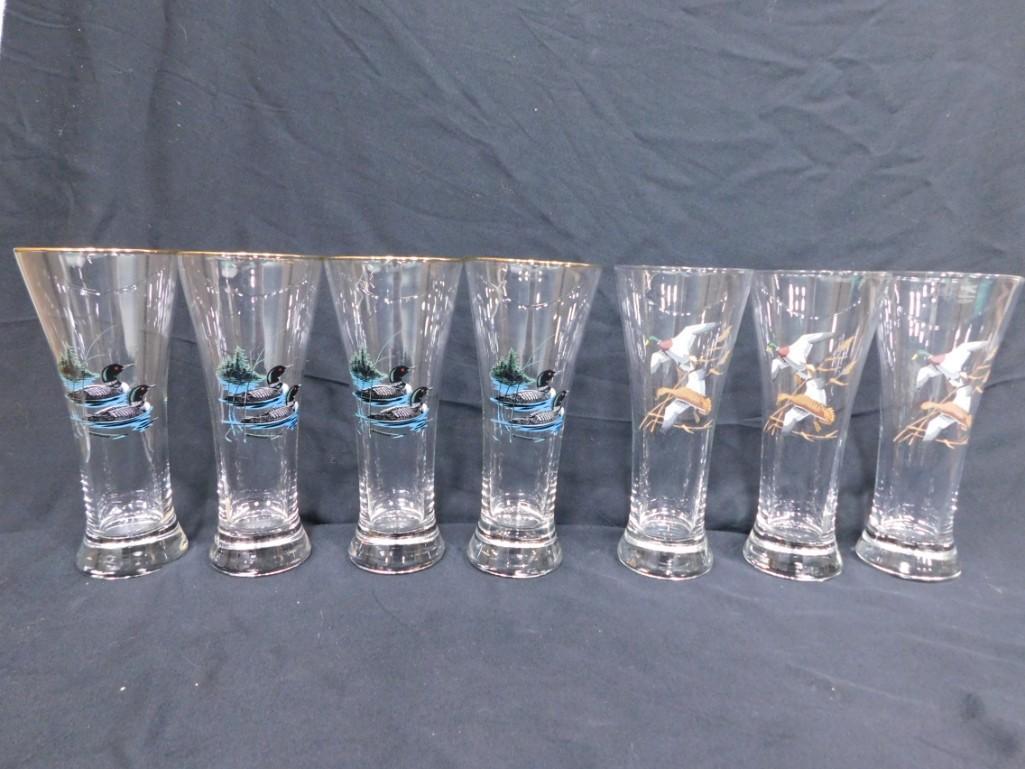 7 Drinking Glasses or Pilsner Glasses with Wild Ducks and Loons: 7 Drinking Glasses or Pilsner Glasses incl 4 with Loons and 3 with Mallard Ducks