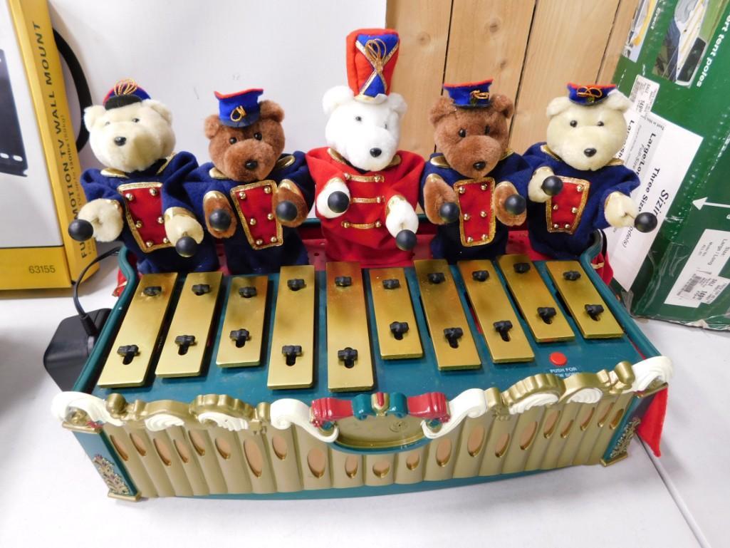 Animated Bears Playing a Xylophone Works: Animated Bears Playing a Xylophone . Works . Plays music, heads turn, arms move