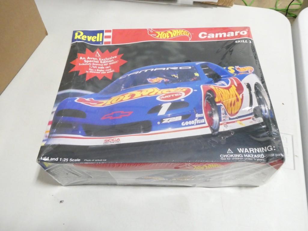 Revel Hot Wheels Camaro Model Kit New and Sealed: Revel Hot Wheels Camaro Model Kit New and Sealed