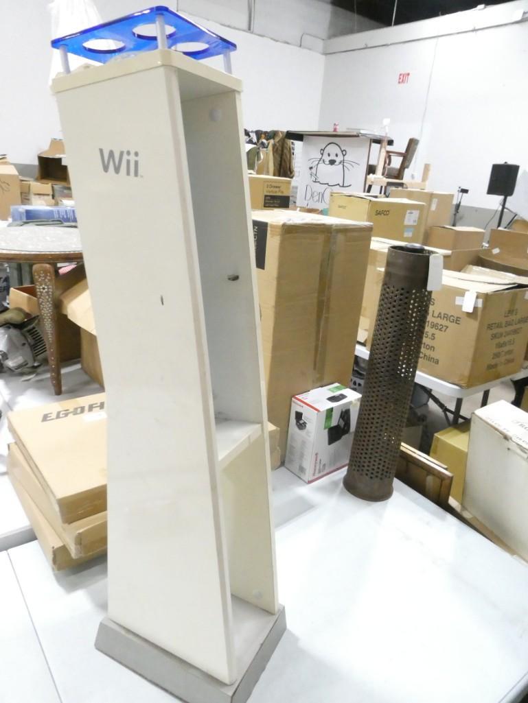 Stand for Wii Games: Stand for Wii Games approx 3 ft tall Condition: dusty and missing a shelf