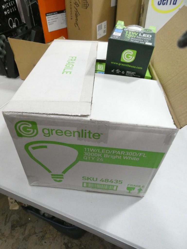 Case of 24 Weatherproof 11 Watt LED Floodlight Light Bulbs New in Package 75 Watt Equivalent (1 of 5)