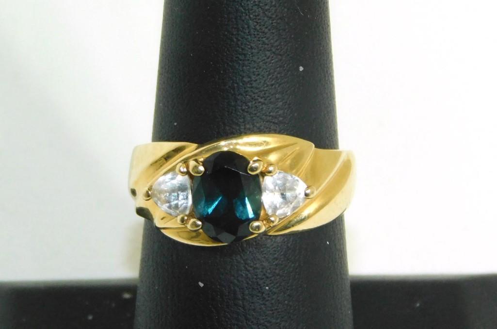 14k Gold Ring with Green Gemstone (1 of 6)