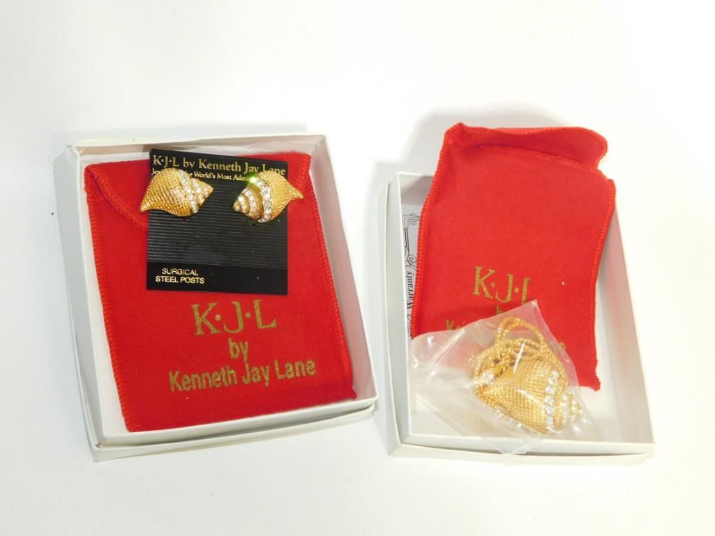 Kenneth Jay Lane KJL Shell Necklace and Earrings Set Costume Jewelry (1 of 3)