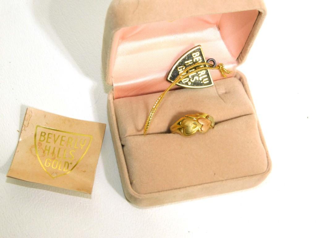 14K Gold Ring with Heart Design Beverly Hills Gold (1 of 5)