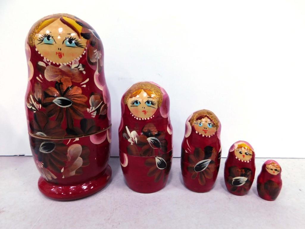Set of 5 Nesting Dolls Hand Painted (1 of 3)