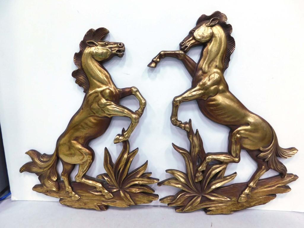 2 Vintage Syroco Wood Horse Wall Hangings (1 of 5)