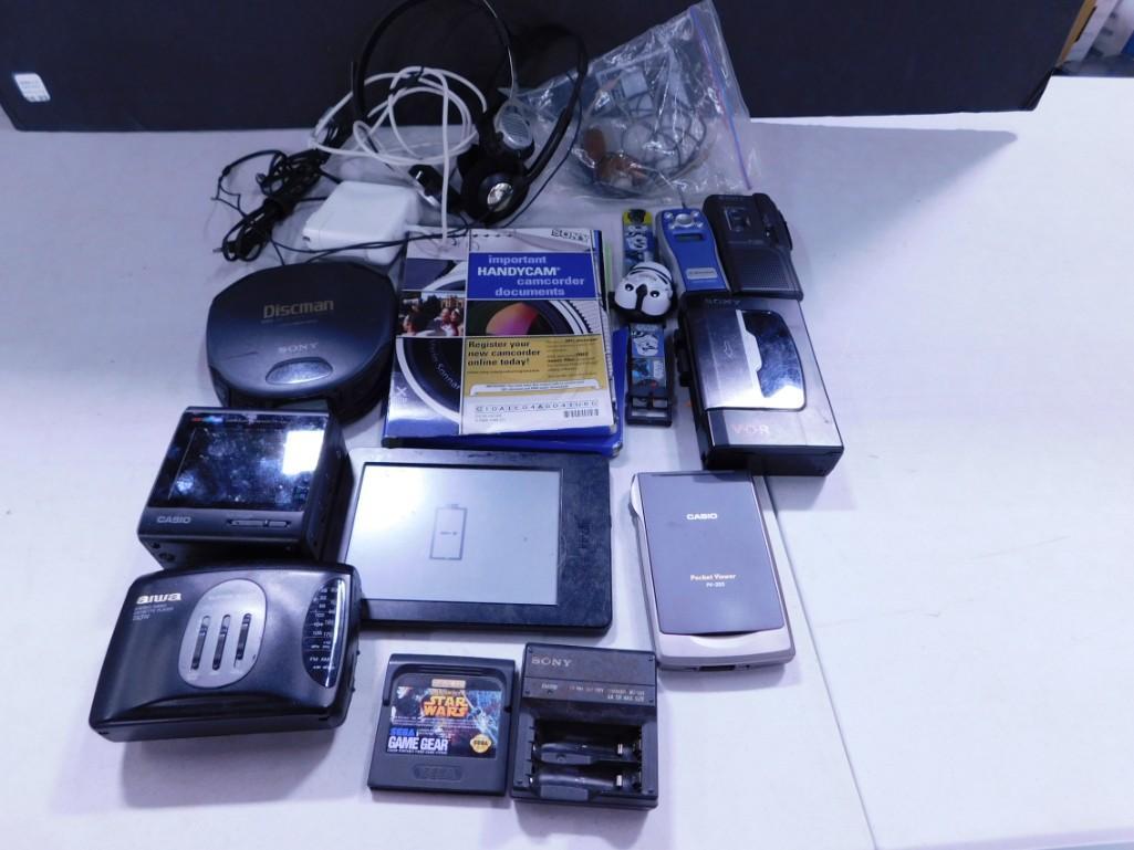 Electronics Lot incl Discman, Aiwa Cassette Player, Kindle, etc (1 of 6)