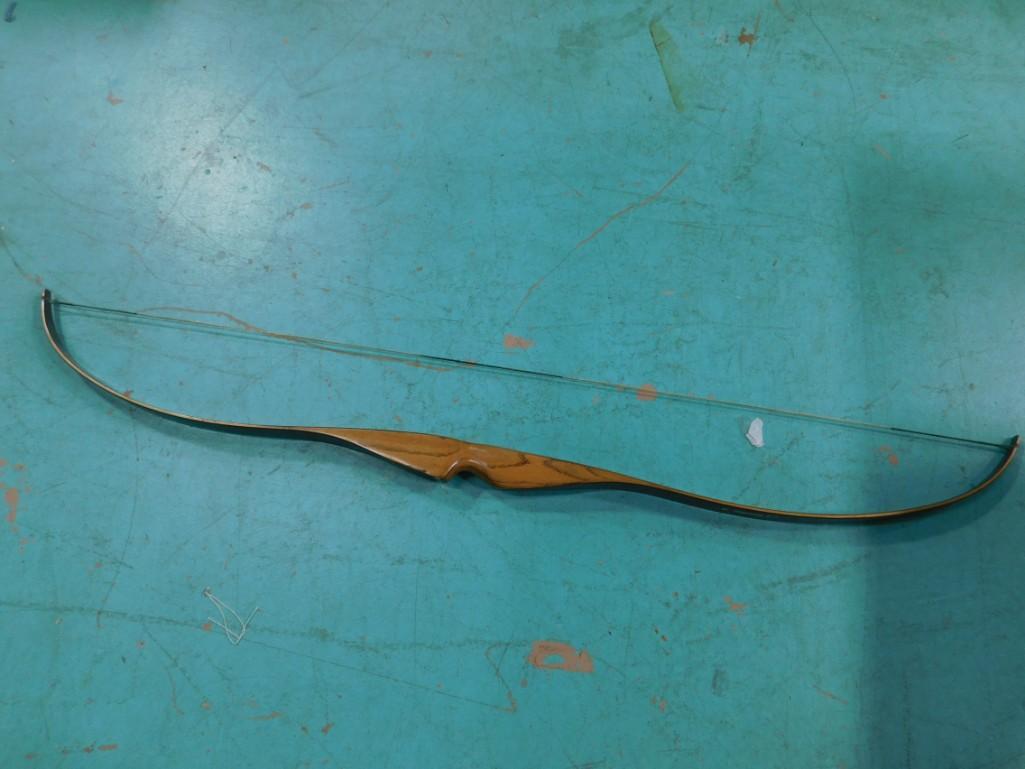 Ben Pearson Varsity 7120 Bow (1 of 5)