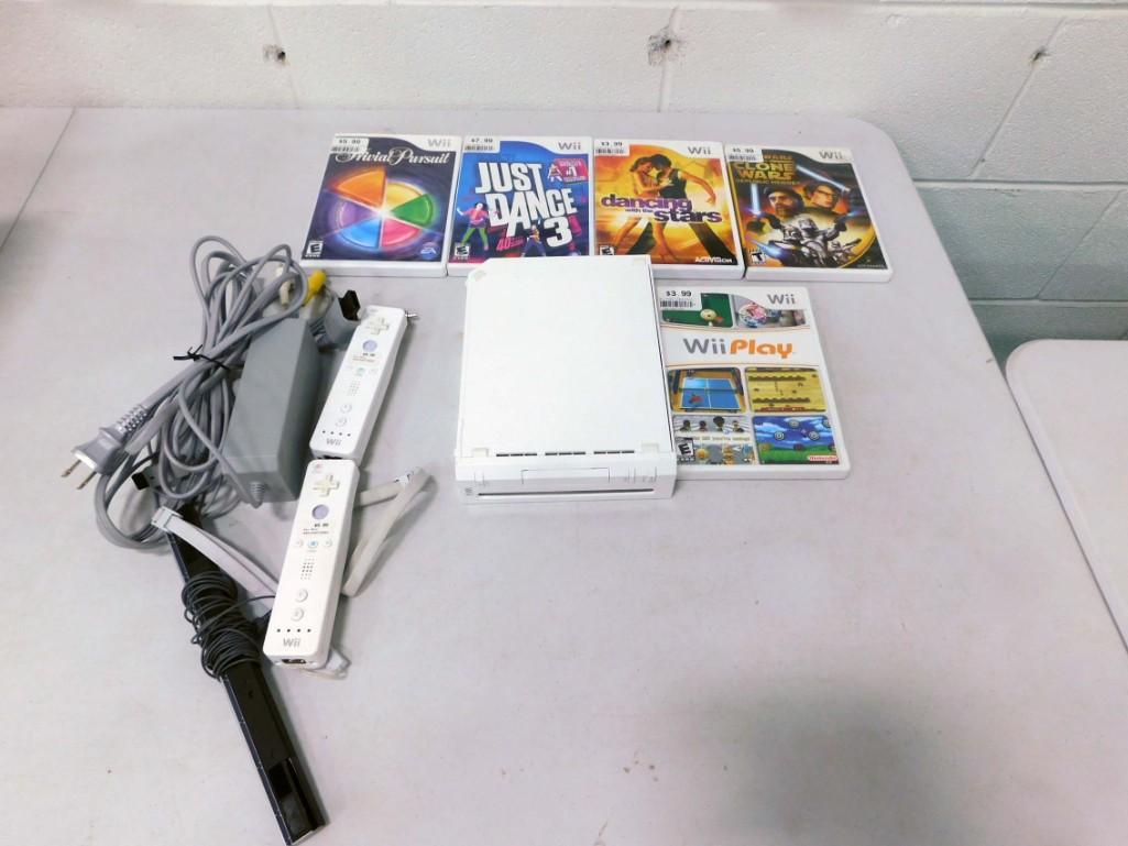Nintendo Wii System, Controllers, and Games (1 of 2)