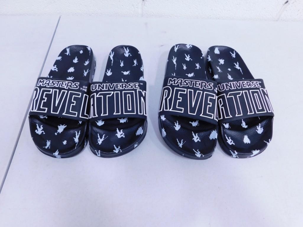 2 Pr He-Man Masters of the Universe Revelation Flip Flops Shoes Sz 38 and 40: 2 He-Man Pair Masters of the Universe Revelation Flip Flops Shoes including 1 pair of size 38 and 1 pair of size 40
