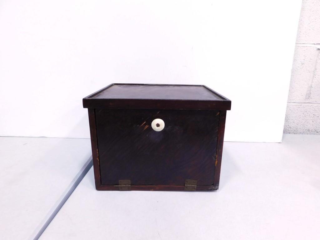 Vintage Wood Box (1 of 4)