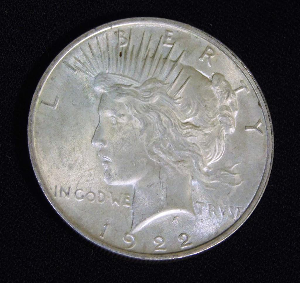 1922-P Peace Dollar 90% Silver (1 of 2)