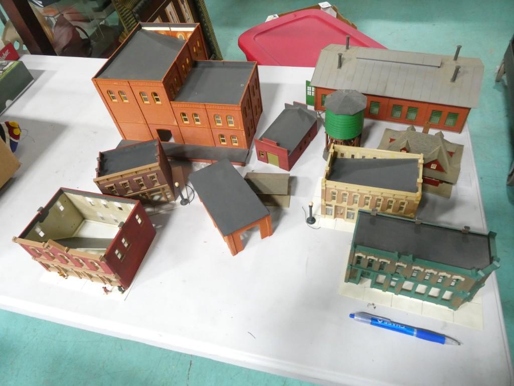 Large Lot of Model Railroad Buildings (1 of 6)