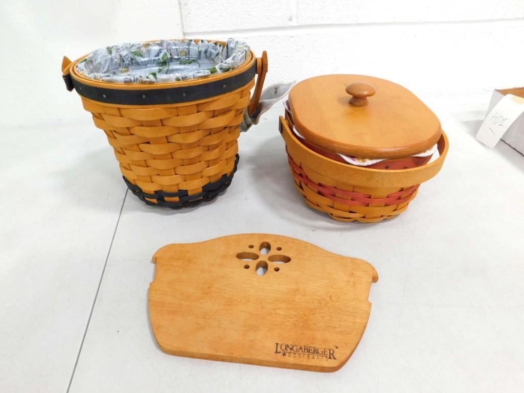 2 Longaberger Baskets with Liners (1 of 6)
