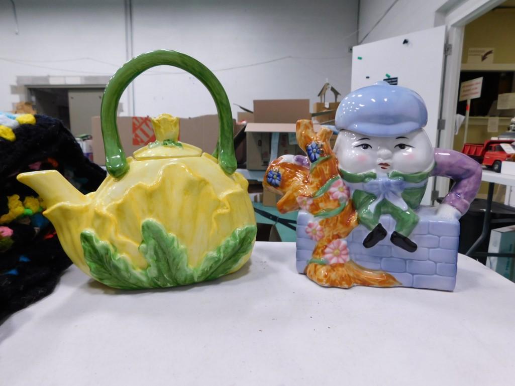 Feitx Humpty Dumpty Creamer or Tea Pot and a Yellow Cabbage Ceramic Tea Pot (1 of 4)