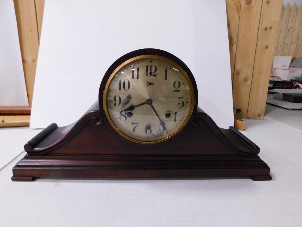Pendulum Mantel Clock by Waterbury w/ Key Made in USA (1 of 5)