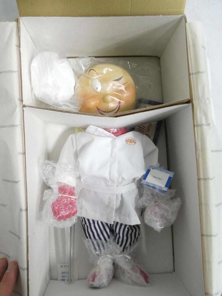 McDonald's Speedee Doll by Jim Licaretz , Ashton Drake with COA in Original Box: McDonald's Speedee Doll by Jim Licaretz , Ashton Drake with COA in Original Box . Speedee is officially authorized by McDonalds and is the first issue in the McDonald's Anniversary Collection.
