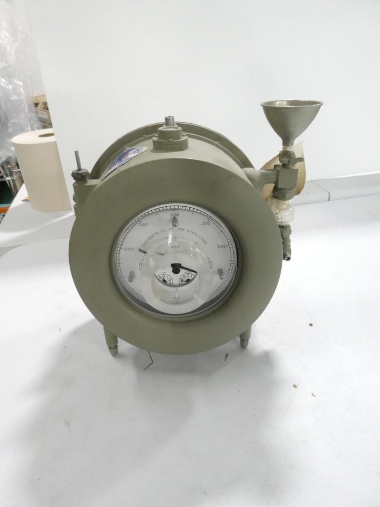 Industrial Water Meter from American Meter Company Serial Number 98P-3426: Industrial Water Meter from American Meter Company Serial Number 98P-3426 Condition: dented, untested
