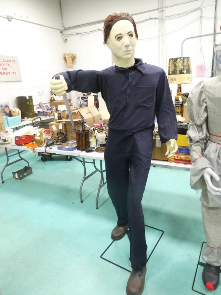 Life Size Michael Myers from Halloween Movie Animated Moving Figure Works (1 of 6)