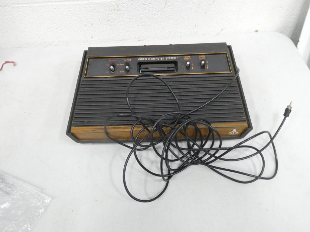 Atari Video Game System (1 of 3)