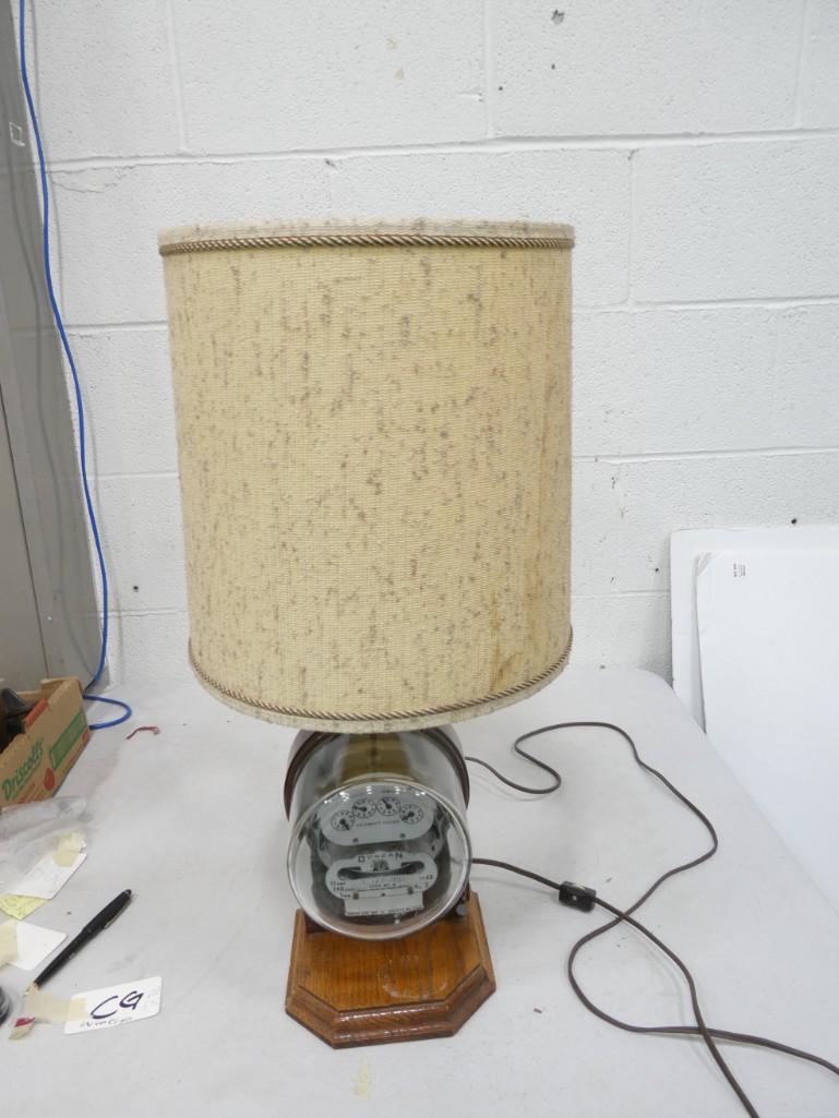 Lamp with built in Power Meter -  it works (1 of 6)