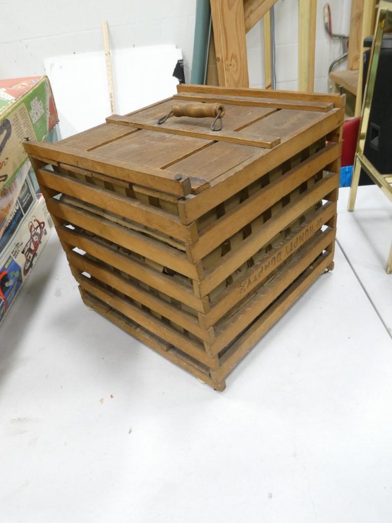 Vintage Wooden Humpty Dumpty Egg Crate / Holder - holds 144 eggs (1 of 4)