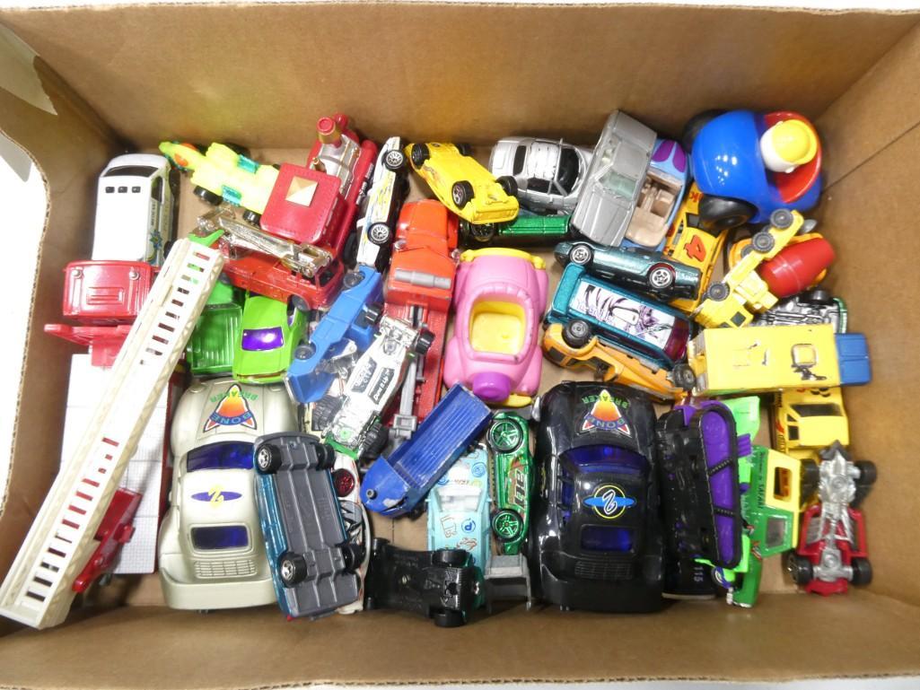Lot of Toy Cars incl Hot Wheels, etc (1 of 7)