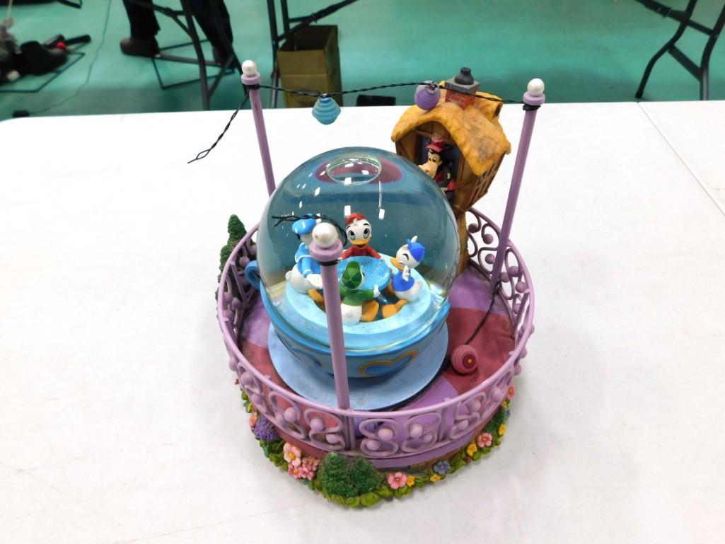 Disney Musical Snow Globe Donald Duck, Huey, Dewey, Louie Tea Cup Ride: Disney Musical Snow Globe Donald Duck, Huey, Dewey, Louie Tea Cup Ride