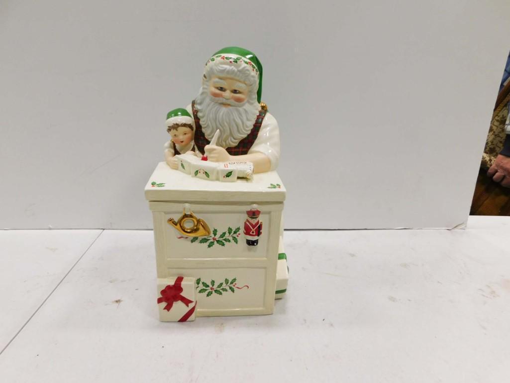 Lenox Santa's Holiday Toy Shop Cookie Jar (1 of 4)