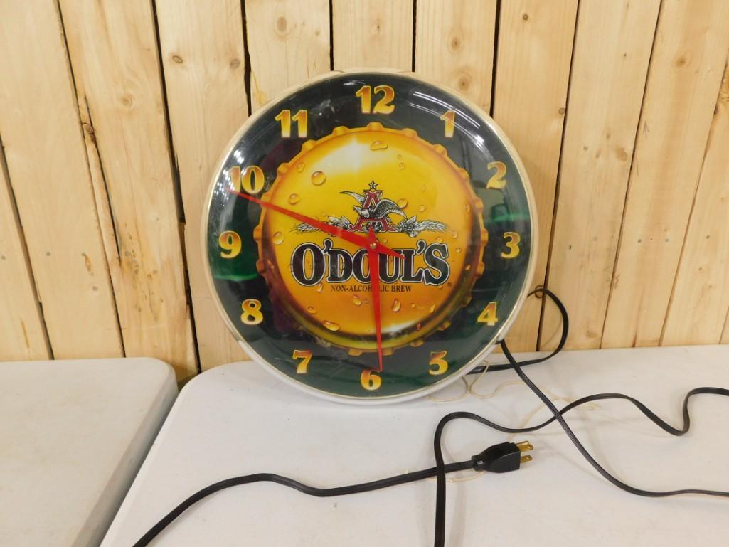 Vintage O'Doul's Clock - it works (1 of 4)