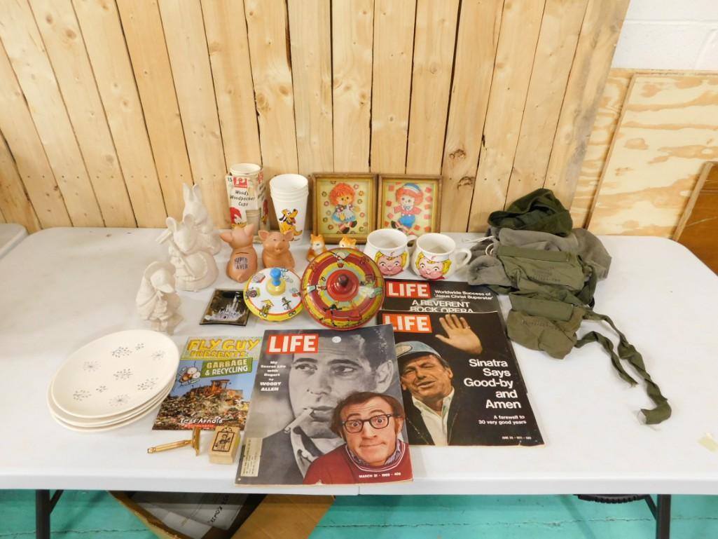 Misc. Lot including Raggedy Anne and Andy, Woody Woodpecker Cups with box, (1 of 5)