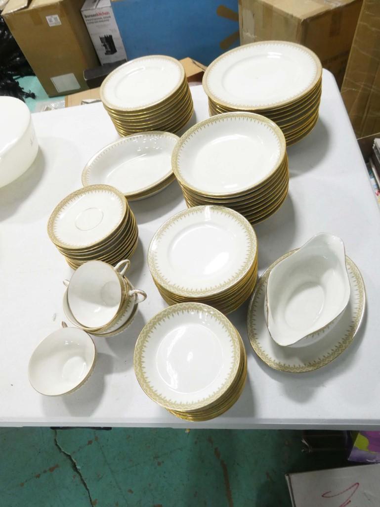 Limoges Wm Guerin & Co France China Set France: Limoges Wm Guerin & Co France China Set France . Approximately 75 pieces