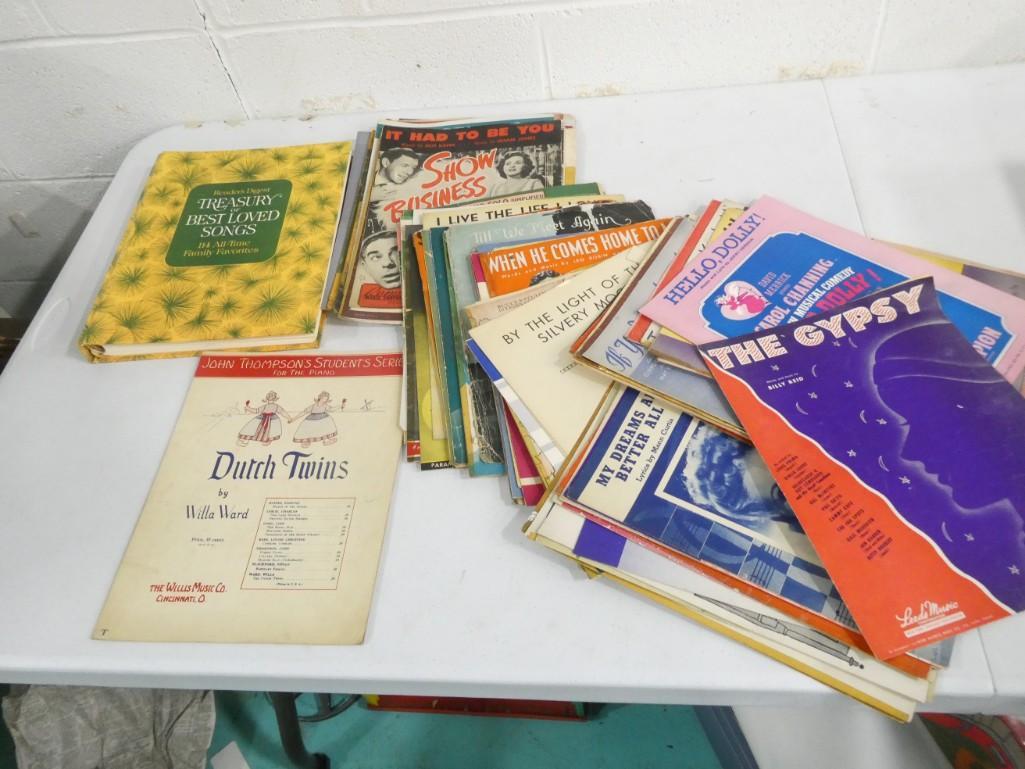 Lot of Sheet Music: Lot of Sheet Music