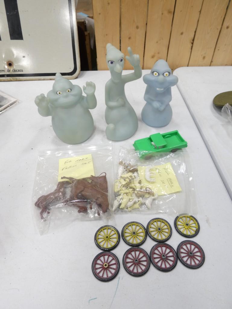 Marx Farm Toys, Metal Wheels, Pizza Hut Casper The Friendly Ghost Friends Toys (1 of 7)