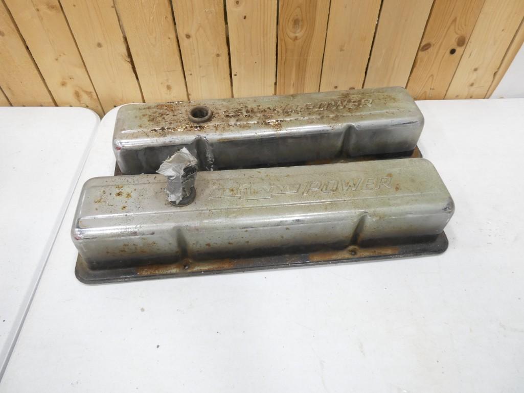 2 Vintage Chevrolet Valve Covers (1 of 3)